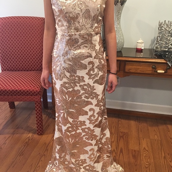 Lulus Dresses & Skirts - Lulus prom dress